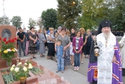 Возведение и освящение креста на месте будущего храма_10